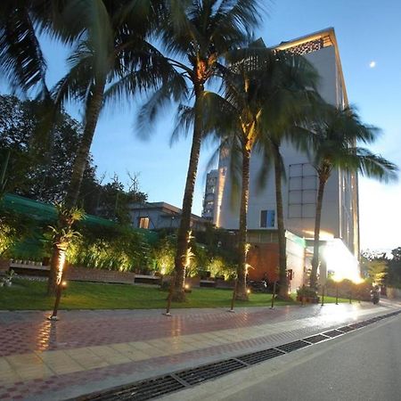 Empyrean Dhaka City Centre Buitenkant foto