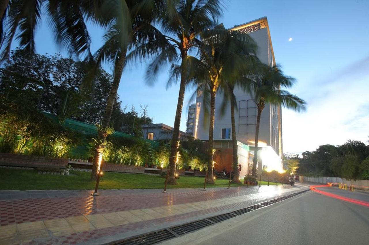 Empyrean Dhaka City Centre Buitenkant foto