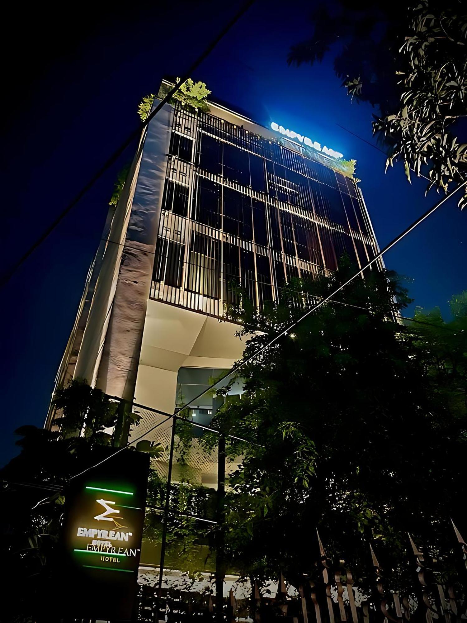 Empyrean Dhaka City Centre Buitenkant foto
